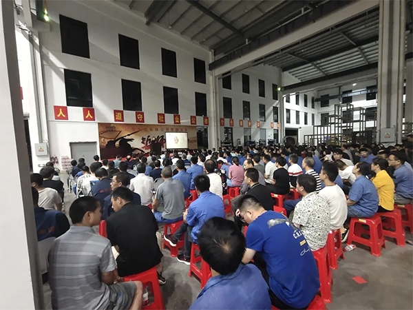 《感恩、自律、成長》的專題培訓