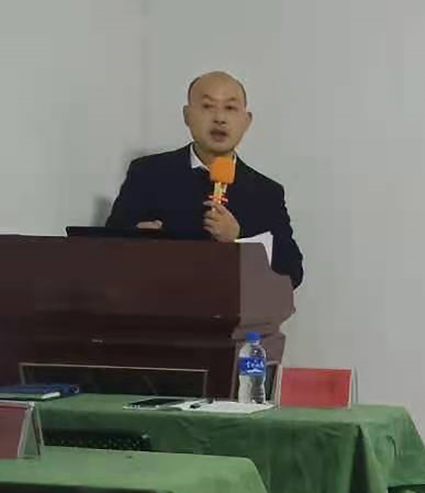 朗歐駐廠項目經(jīng)理彭法軍老師介紹調(diào)研工作安排